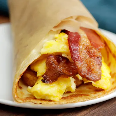 Eggs & Bacon Wrap