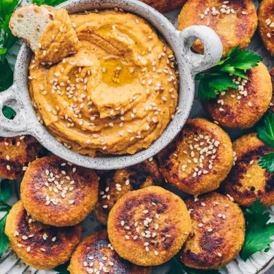 Falafel with carrot coriander hummus