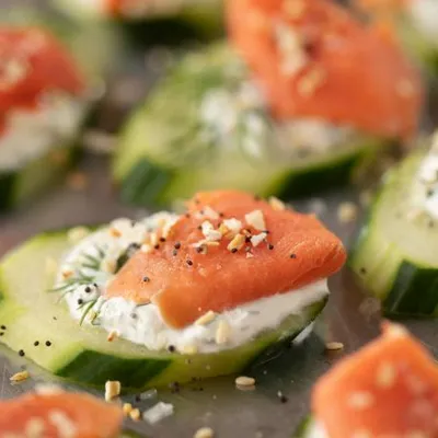 Smoked salmon with Labne on cucumber slices